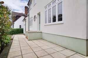 Front External- click for photo gallery